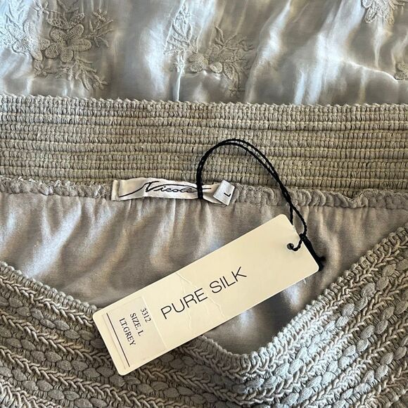 Nicole SILK Nicole Grey Floral Skirt size L - Picture 8 of 8